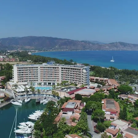 Laguna Azzurra Portorosa Furnari